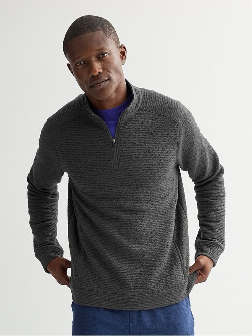 FLX Premium Textured Knit
Quarter-Zip Medium Charcoal Gray Sweater‎ Full Zip NWT